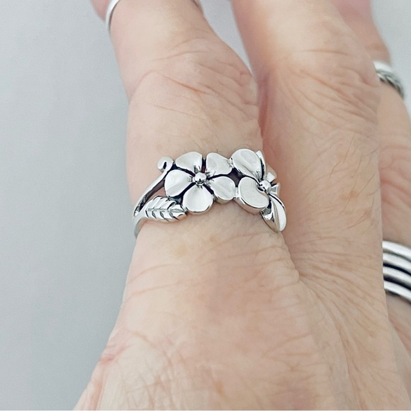 🌺TOP SELLER 🌺Silver 3 Plumeria Flower Ring with Leaves, Hawaii Jewelry Rings - Picture 6 of 16